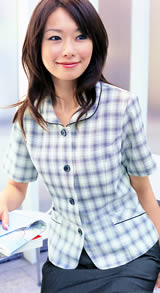 女子オフィスウェア